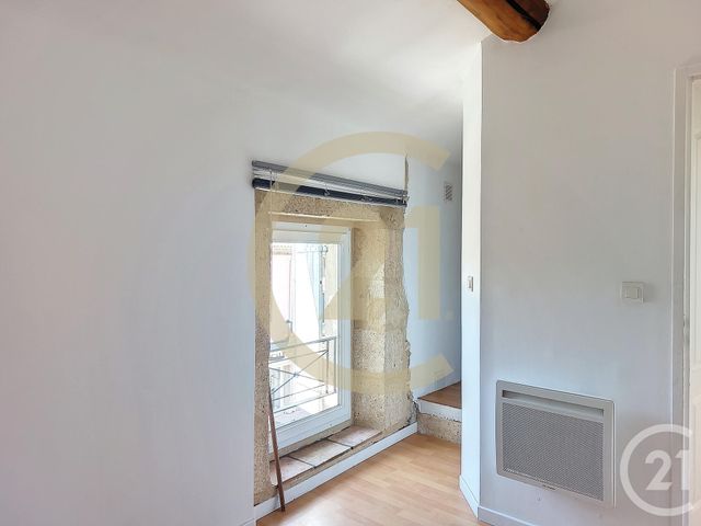 Appartement F3 &agrave; louer - 3 pi&egrave;ces - 52,34 m2 - Remoulins - 30 - LANGUEDOC-ROUSSILLON