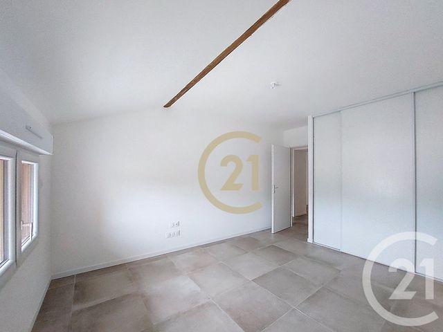 Appartement &agrave; louer - 3 pi&egrave;ces - 70,38 m2 - Valliguieres - 30 - LANGUEDOC-ROUSSILLON