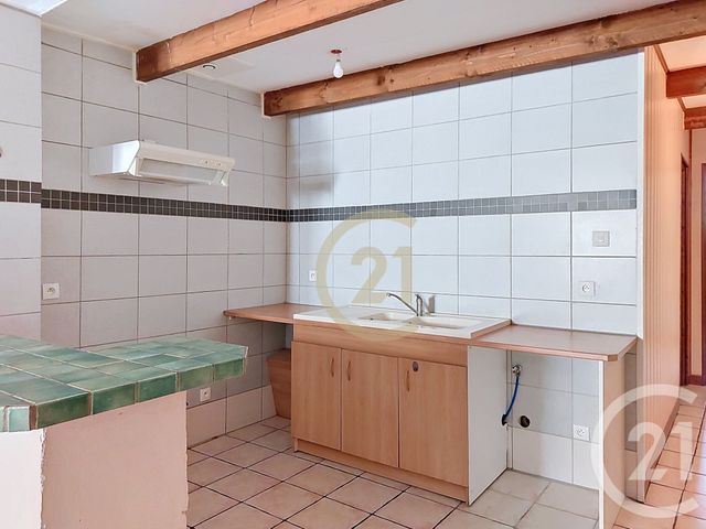 Appartement F2 &agrave; louer - 2 pi&egrave;ces - 64,22 m2 - Remoulins - 30 - LANGUEDOC-ROUSSILLON