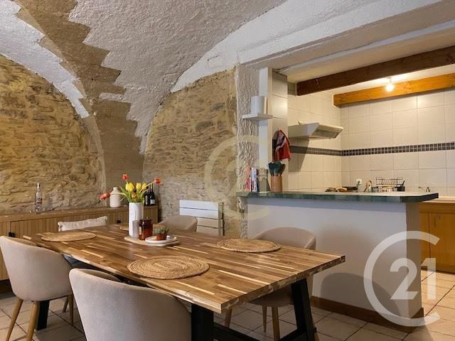 Appartement F2 &agrave; louer - 2 pi&egrave;ces - 64,22 m2 - Remoulins - 30 - LANGUEDOC-ROUSSILLON
