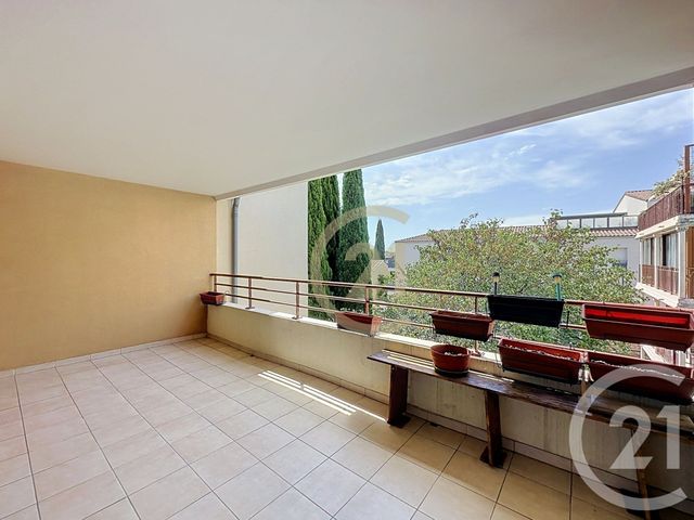 Appartement F3 &agrave; vendre - 3 pi&egrave;ces - 70 m2 - Uzes - 30 - LANGUEDOC-ROUSSILLON