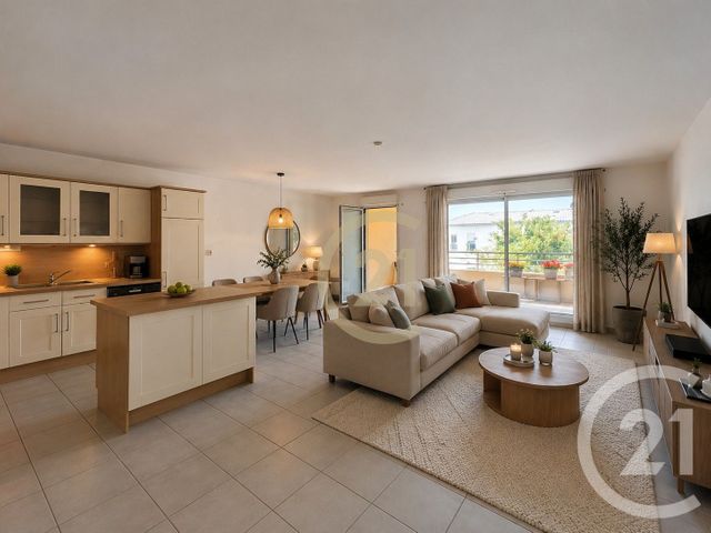 Appartement F3 &agrave; vendre - 3 pi&egrave;ces - 70 m2 - Uzes - 30 - LANGUEDOC-ROUSSILLON