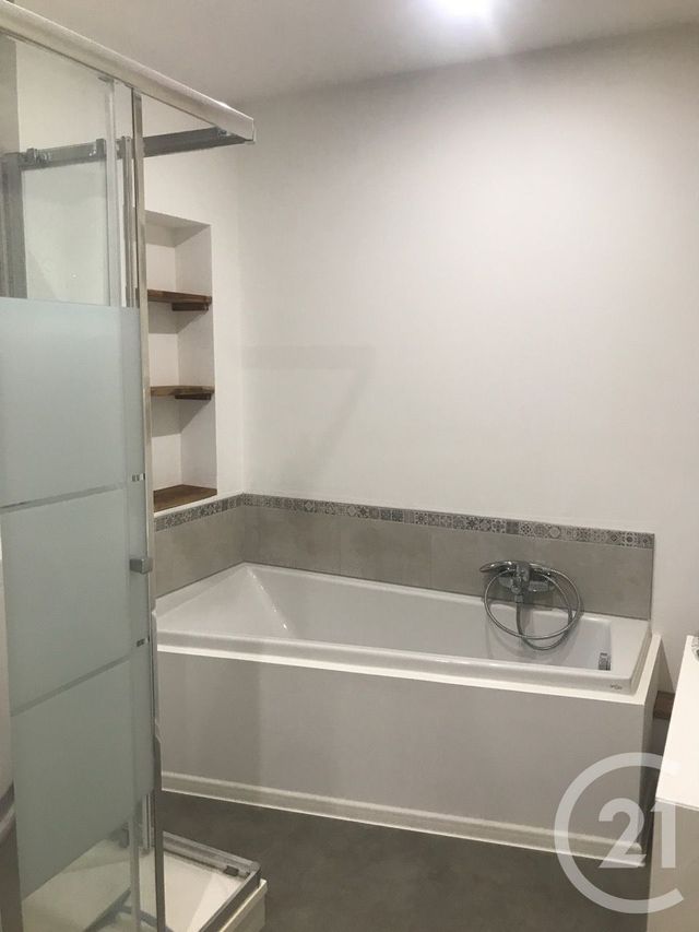 Appartement F2 &agrave; louer - 2 pi&egrave;ces - 39,88 m2 - Vallabregues - 30 - LANGUEDOC-ROUSSILLON