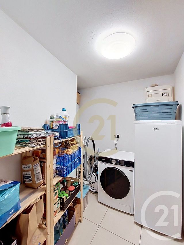 Appartement F3 &agrave; louer - 3 pi&egrave;ces - 76,41 m2 - Domazan - 30 - LANGUEDOC-ROUSSILLON