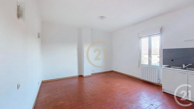 Appartement F2 &agrave; louer - 2 pi&egrave;ces - 46,20 m2 - Remoulins - 30 - LANGUEDOC-ROUSSILLON