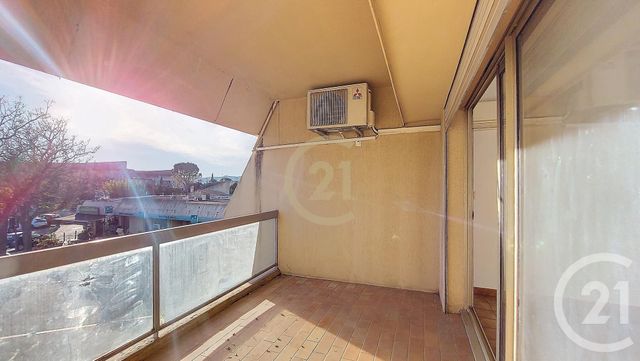Appartement F1 &agrave; louer - 1 pi&egrave;ce - 38,54 m2 - Les Angles - 30 - LANGUEDOC-ROUSSILLON