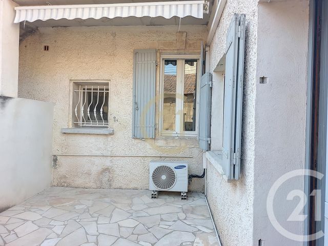 Appartement F2 &agrave; louer - 2 pi&egrave;ces - 35,77 m2 - Boulbon - 13 - PROVENCE-ALPES-COTE-D-AZUR