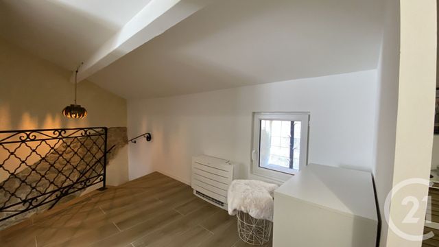 Maison &agrave; louer - 3 pi&egrave;ces - 60,22 m2 - Remoulins - 30 - LANGUEDOC-ROUSSILLON