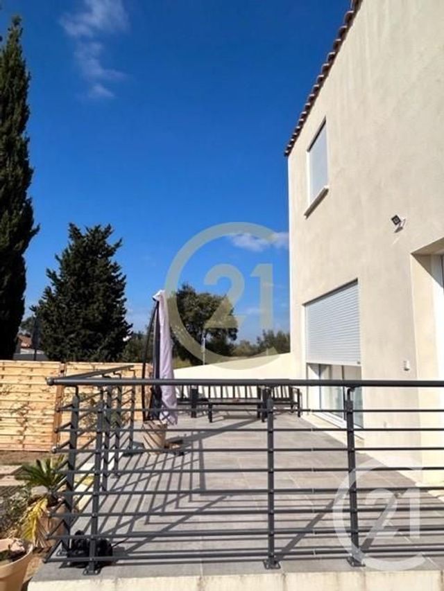Maison &agrave; louer - 4 pi&egrave;ces - 95,47 m2 - Remoulins - 30 - LANGUEDOC-ROUSSILLON