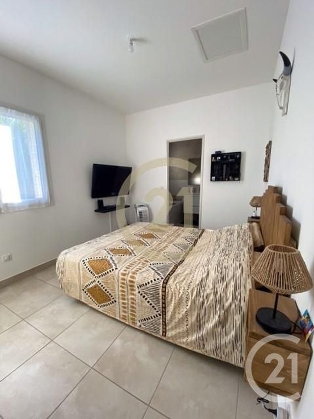 Maison &agrave; louer - 4 pi&egrave;ces - 95,47 m2 - Remoulins - 30 - LANGUEDOC-ROUSSILLON