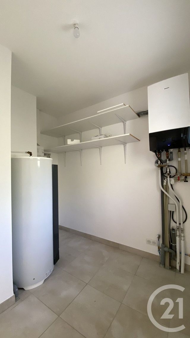 Maison &agrave; louer - 4 pi&egrave;ces - 95,47 m2 - Remoulins - 30 - LANGUEDOC-ROUSSILLON