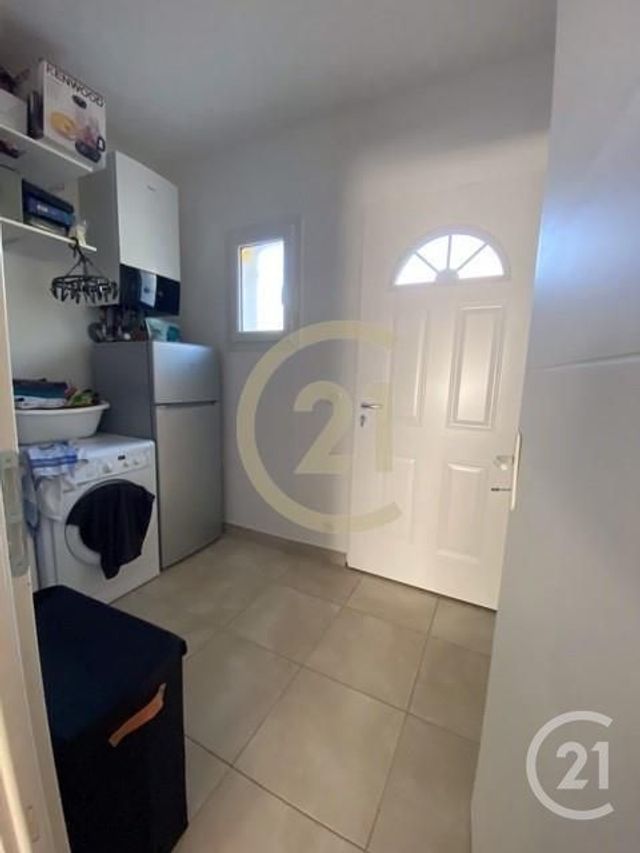 Maison &agrave; louer - 4 pi&egrave;ces - 95,47 m2 - Remoulins - 30 - LANGUEDOC-ROUSSILLON