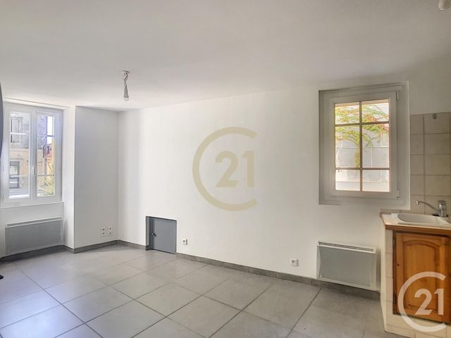 Appartement F2 &agrave; louer - 2 pi&egrave;ces - 37,39 m2 - Domazan - 30 - LANGUEDOC-ROUSSILLON