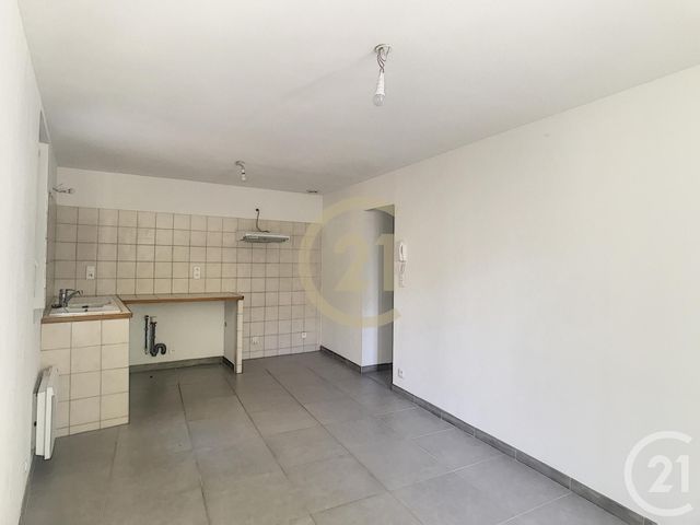 Appartement F2 &agrave; louer - 2 pi&egrave;ces - 37,39 m2 - Domazan - 30 - LANGUEDOC-ROUSSILLON