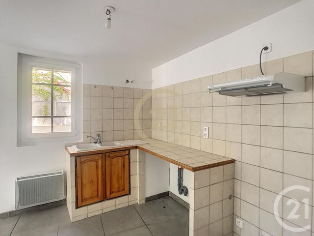Appartement F2 &agrave; louer - 2 pi&egrave;ces - 37,39 m2 - Domazan - 30 - LANGUEDOC-ROUSSILLON