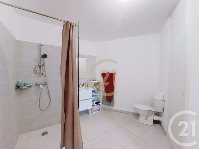 Appartement T2 &agrave; louer - 2 pi&egrave;ces - 46,45 m2 - Remoulins - 30 - LANGUEDOC-ROUSSILLON