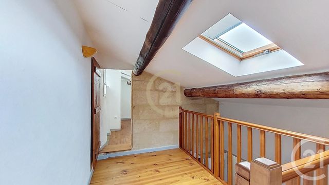 Appartement F4 &agrave; louer - 4 pi&egrave;ces - 105,43 m2 - Remoulins - 30 - LANGUEDOC-ROUSSILLON