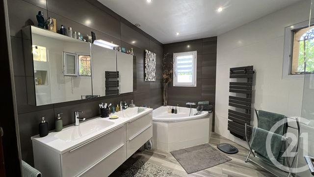 Maison &agrave; vendre - 5 pi&egrave;ces - 131,39 m2 - Castillon Du Gard - 30 - LANGUEDOC-ROUSSILLON