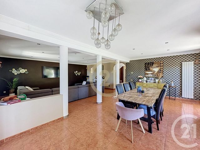 Maison &agrave; vendre - 8 pi&egrave;ces - 193,32 m2 - Beaucaire - 30 - LANGUEDOC-ROUSSILLON