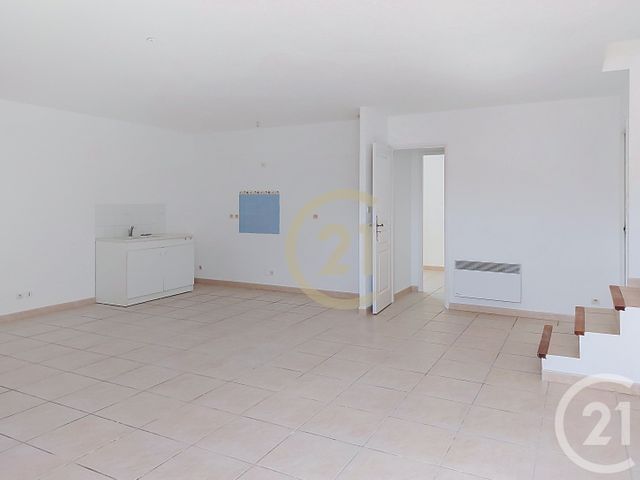 Maison &agrave; louer - 4 pi&egrave;ces - 88,59 m2 - Castillon Du Gard - 30 - LANGUEDOC-ROUSSILLON