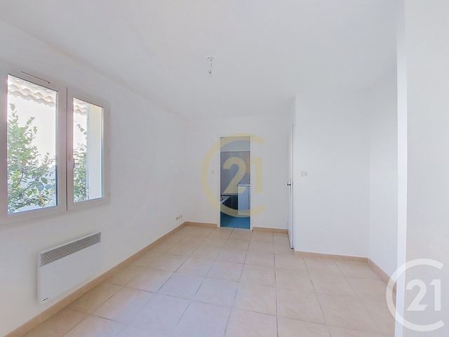 Maison &agrave; louer - 4 pi&egrave;ces - 88,59 m2 - Castillon Du Gard - 30 - LANGUEDOC-ROUSSILLON