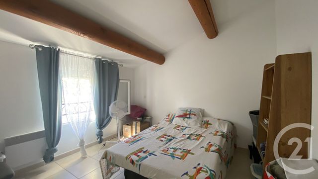 Maison &agrave; louer - 4 pi&egrave;ces - 88,59 m2 - Castillon Du Gard - 30 - LANGUEDOC-ROUSSILLON