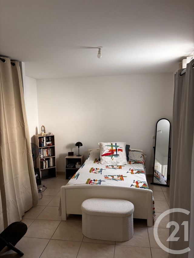 Maison &agrave; louer - 4 pi&egrave;ces - 88,59 m2 - Castillon Du Gard - 30 - LANGUEDOC-ROUSSILLON