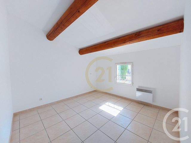 Maison &agrave; louer - 4 pi&egrave;ces - 88,59 m2 - Castillon Du Gard - 30 - LANGUEDOC-ROUSSILLON