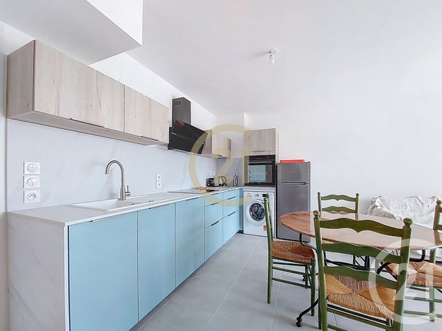 Appartement F2 &agrave; louer - 2 pi&egrave;ces - 46,74 m2 - Uzes - 30 - LANGUEDOC-ROUSSILLON