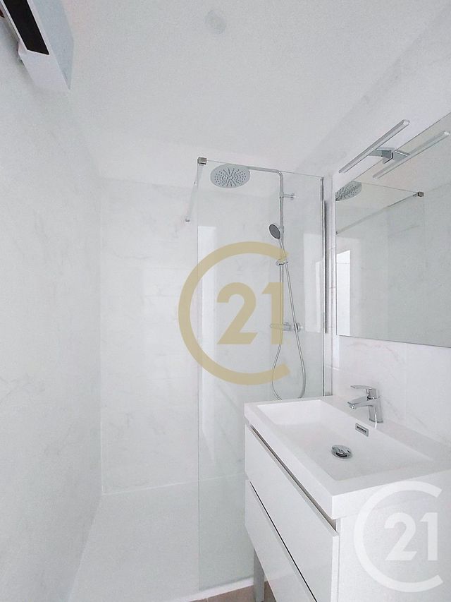 Appartement &agrave; louer - 3 pi&egrave;ces - 56,66 m2 - Valliguieres - 30 - LANGUEDOC-ROUSSILLON