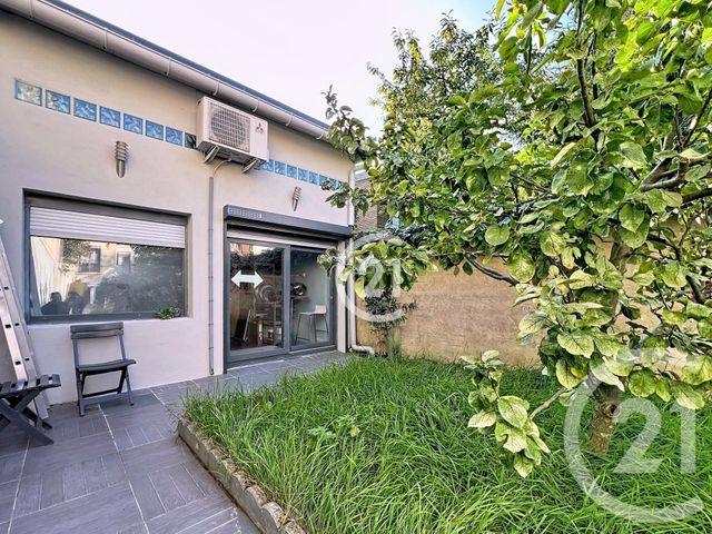 Maison à vendre - 7 pièces - 175,15 m2 - Montreuil - 93 - ILE-DE-FRANCE