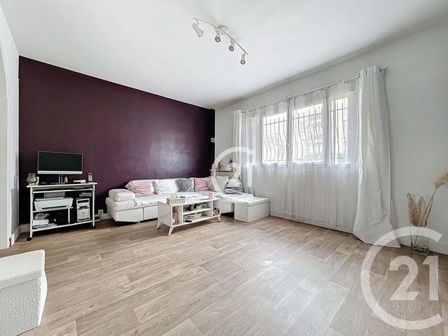 Appartement T3 &agrave; vendre - 3 pi&egrave;ces - 76,82 m2 - Montreuil - 93 - ILE-DE-FRANCE
