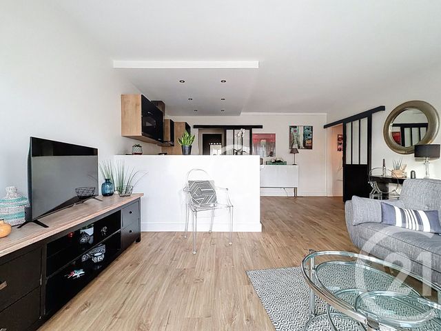 Appartement Studio à vendre - 2 pièces - 46 m2 - Montreuil - 93 - ILE-DE-FRANCE