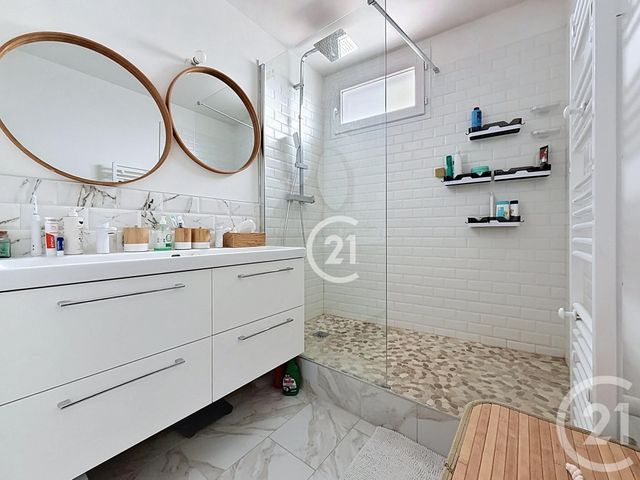 Appartement F4 &agrave; vendre - 4 pi&egrave;ces - 82,84 m2 - Montreuil - 93 - ILE-DE-FRANCE