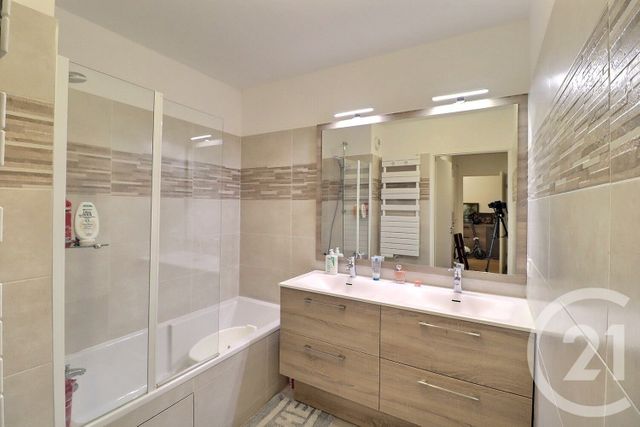 Appartement F3 à vendre - 3 pièces - 62,75 m2 - Antony - 92 - ILE-DE-FRANCE