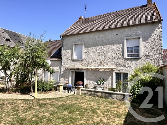 Maison à vendre - 6 pièces - 130 m2 - Angerville - 91 - ILE-DE-FRANCE