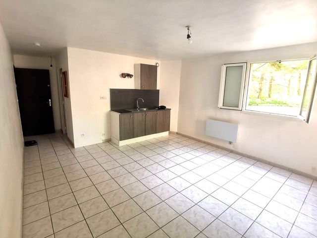 Appartement F1 à vendre - 1 pièce - 27,05 m2 - Etampes - 91 - ILE-DE-FRANCE