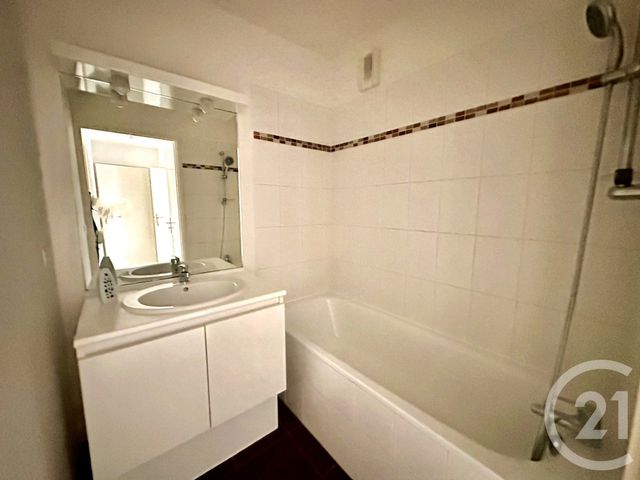 Appartement à vendre - 3 pièces - 62,30 m2 - Etampes - 91 - ILE-DE-FRANCE