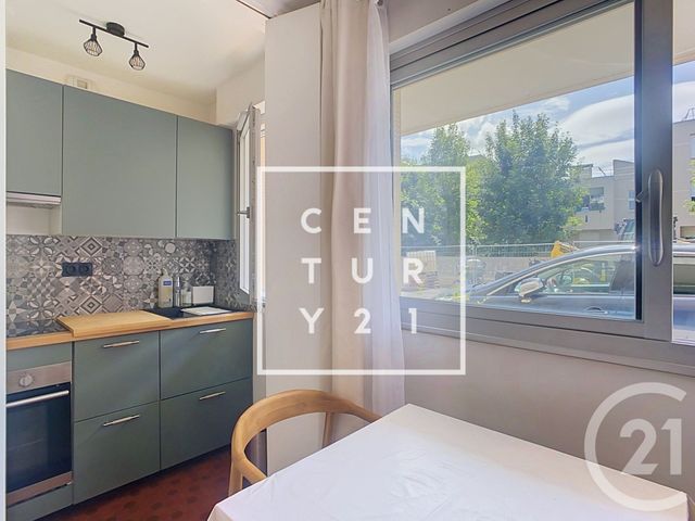 Appartement Studio &agrave; louer - 1 pi&egrave;ce - 30,20 m2 - Meudon - 92 - ILE-DE-FRANCE
