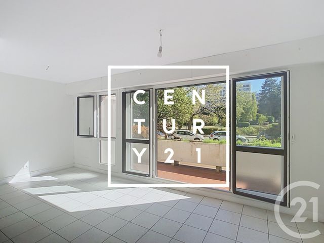 Appartement Studio &agrave; vendre - 1 pi&egrave;ce - 30,11 m2 - Meudon La Foret - 92 - ILE-DE-FRANCE