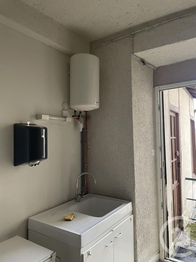 Appartement Local à louer - 2 pièces - 56 m2 - Argeles Gazost - 65 - MIDI-PYRENEES