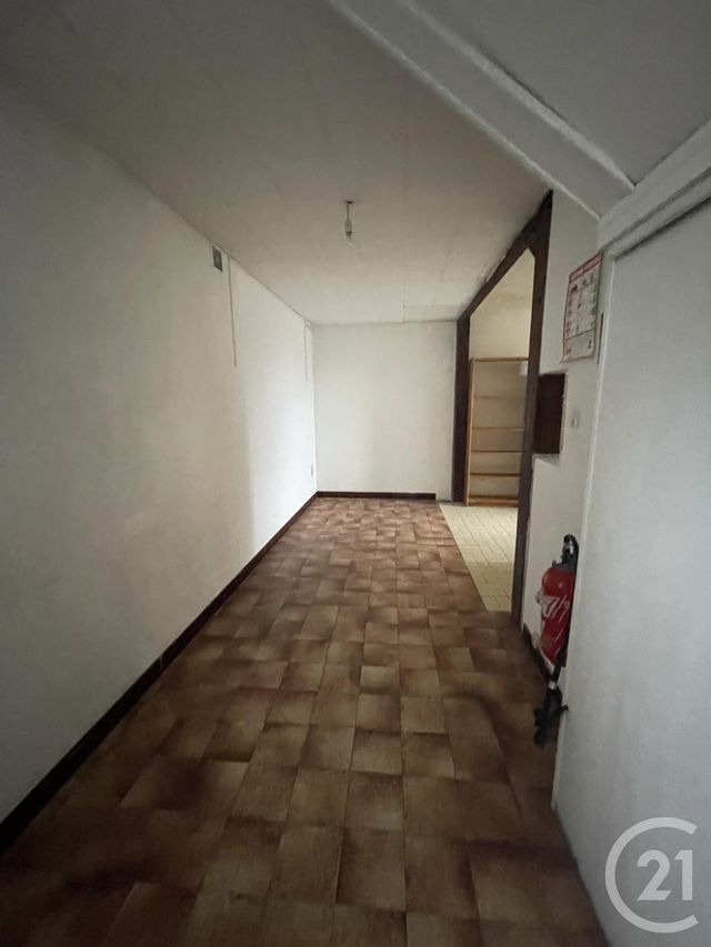 Appartement Local à louer - 2 pièces - 56 m2 - Argeles Gazost - 65 - MIDI-PYRENEES