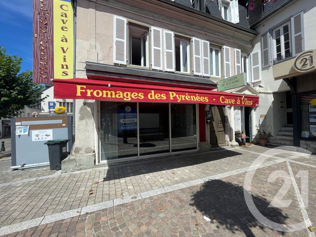 Appartement Local à louer - 2 pièces - 56 m2 - Argeles Gazost - 65 - MIDI-PYRENEES
