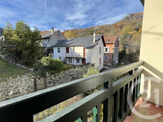 Appartement T4 à louer - 4 pièces - 72,14 m2 - Argeles Gazost - 65 - MIDI-PYRENEES