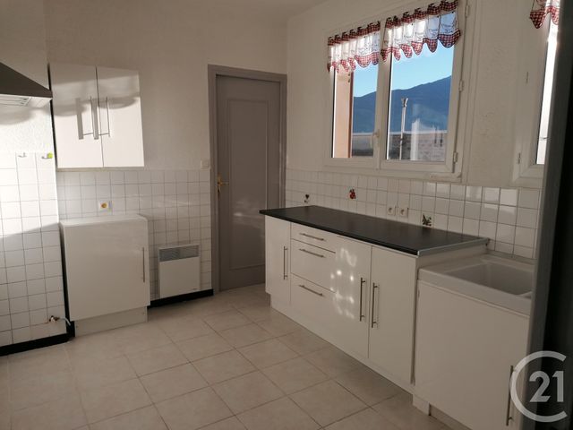 Appartement T2 &agrave; louer - 2 pi&egrave;ces - 70 m2 - Argeles Gazost - 65 - MIDI-PYRENEES