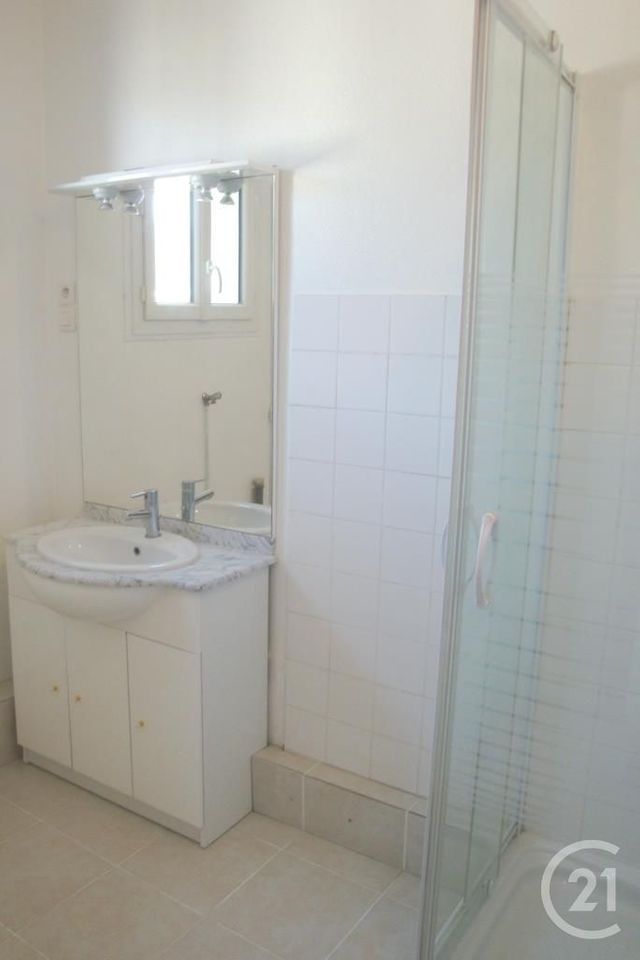 Appartement T2 &agrave; louer - 2 pi&egrave;ces - 70 m2 - Argeles Gazost - 65 - MIDI-PYRENEES