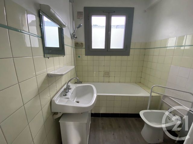 Appartement F2 &agrave; louer - 2 pi&egrave;ces - 43,18 m2 - Argeles Gazost - 65 - MIDI-PYRENEES