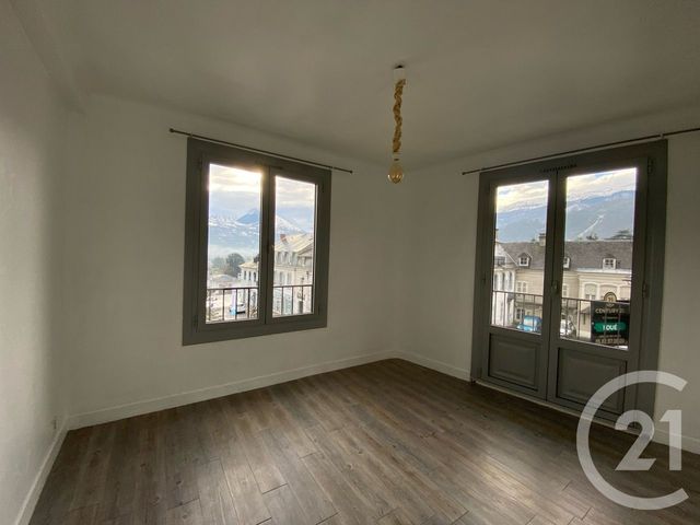 Appartement F2 &agrave; louer - 2 pi&egrave;ces - 43,18 m2 - Argeles Gazost - 65 - MIDI-PYRENEES