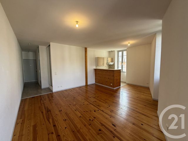 Appartement T3 &agrave; louer - 3 pi&egrave;ces - 66,11 m2 - Argeles Gazost - 65 - MIDI-PYRENEES