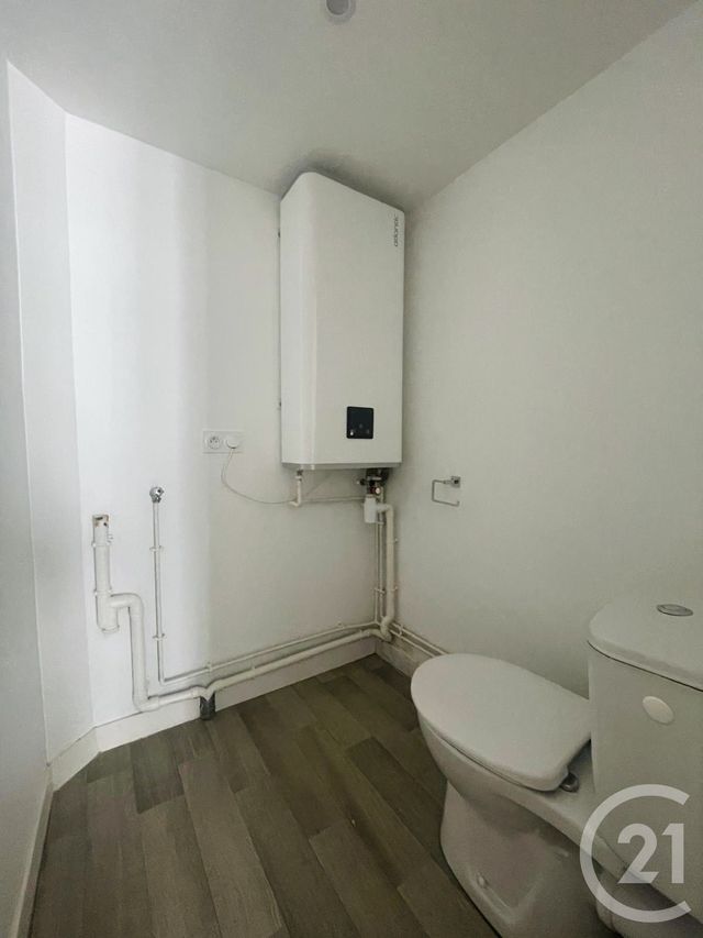 Appartement T2 &agrave; louer - 2 pi&egrave;ces - 31,36 m2 - Argeles Gazost - 65 - MIDI-PYRENEES
